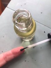 Load image into Gallery viewer, Cuticle Oil